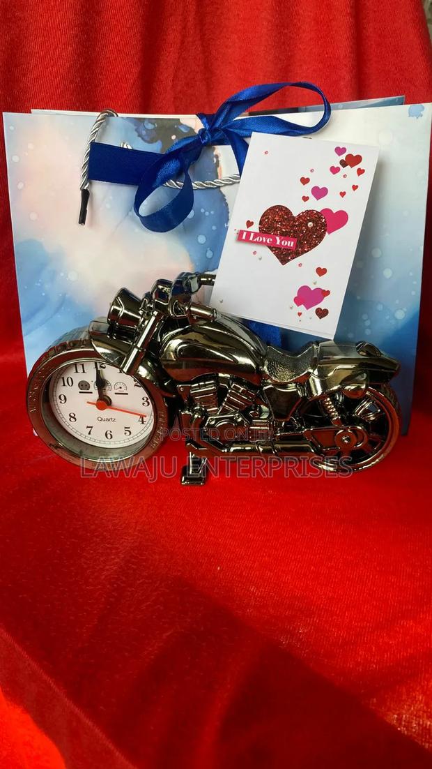 Ladies Valentine's Gift Set - main view