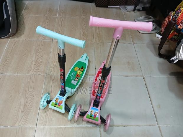 Kick Scooters - thumbnail 3