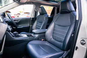 Toyota RAV4 2019 White