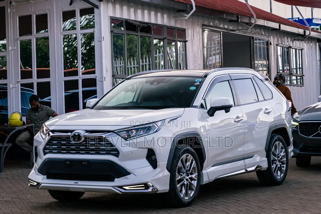 Toyota RAV4 2019 White