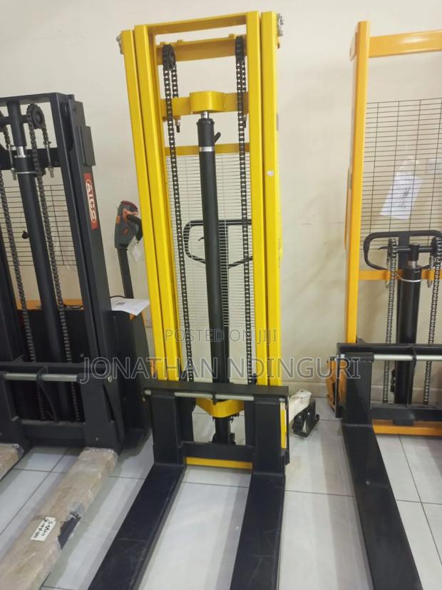 Manual Stacker - main view