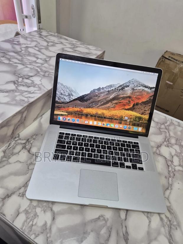 Laptop Apple MacBook Pro 2015 16GB Intel Core I7 SSD 512GB