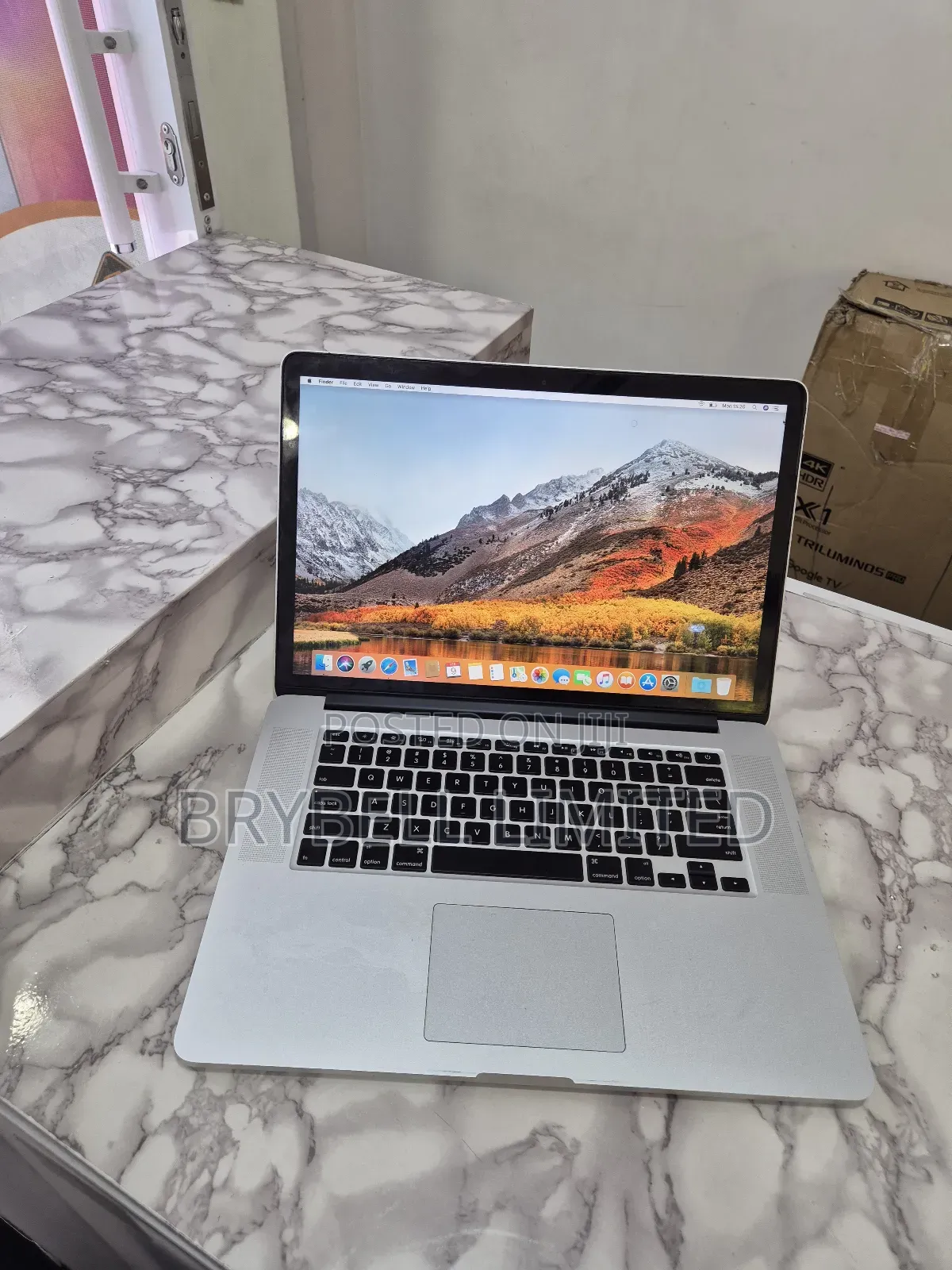 Laptop Apple MacBook Pro 2015 16GB Intel Core I7 SSD 512GB