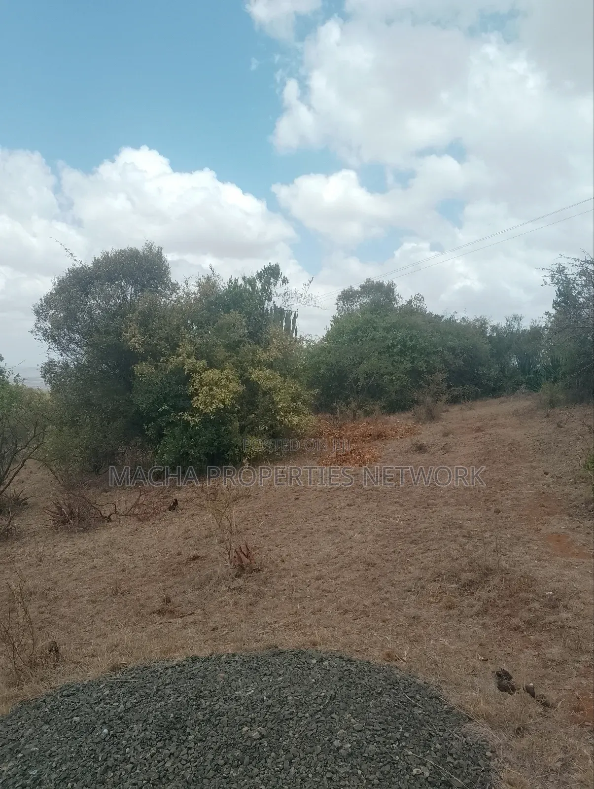 Mua Hills 5acres Land for Sale.