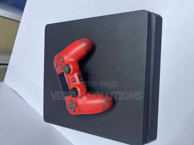 Ps 4 Slim- Chipped - main view