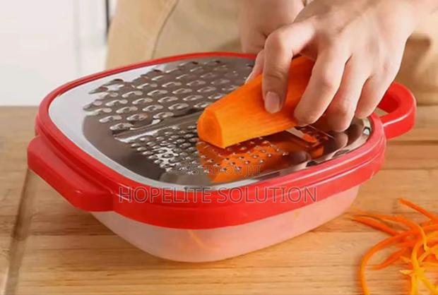 Manual Grater With Bowl - thumbnail 2