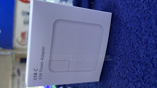 61w Type C Macbook Charger. - main view