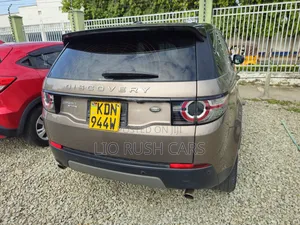 Land Rover Discovery Sport 2015 Brown