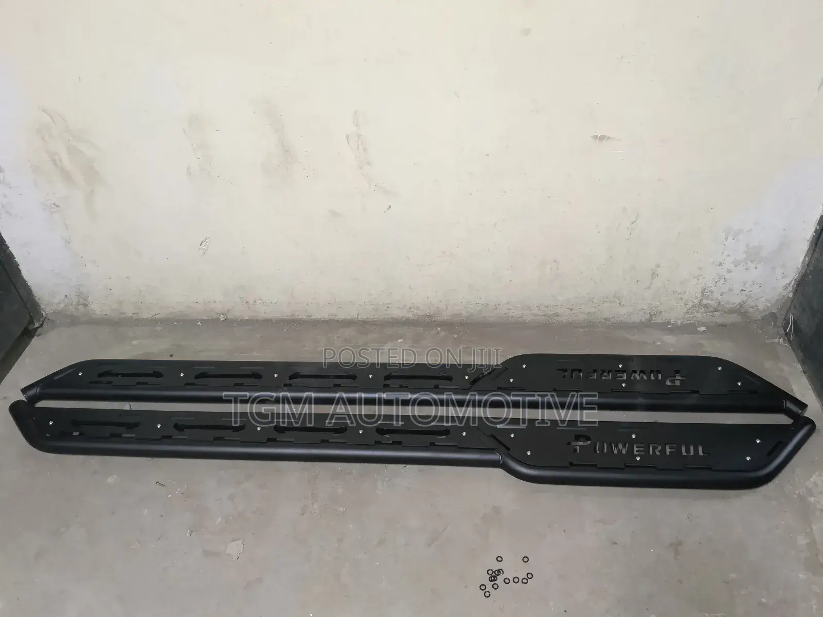 Heavy Duty Side Steps for Hilux