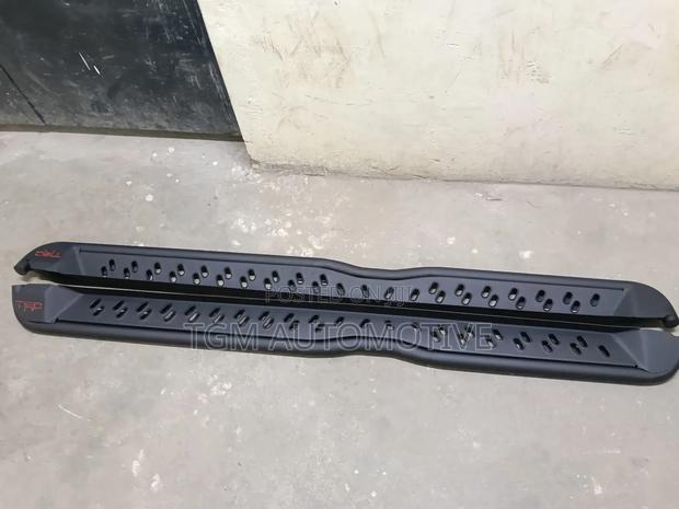 Heavy Duty Side Steps TRD Design Hilux Revo
