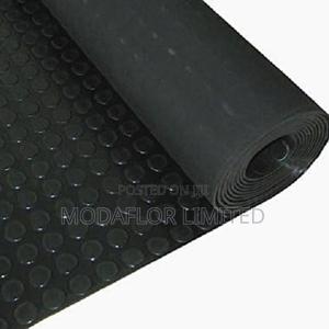 Heavy-Duty Rubber Coin Mat – Built to Last - thumbnail 2