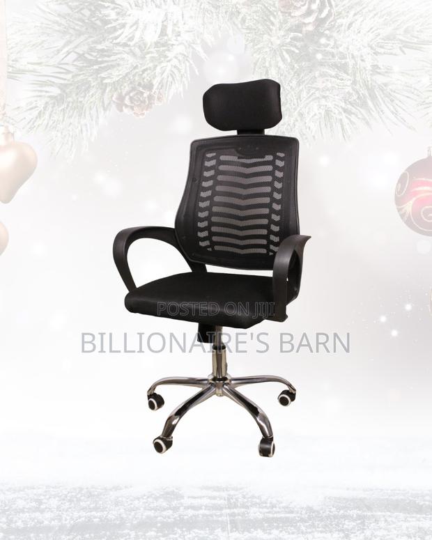 Ergonomic Mesh Office Chair — Workday Comfort, Cool Mesh Backrest - thumbnail 3