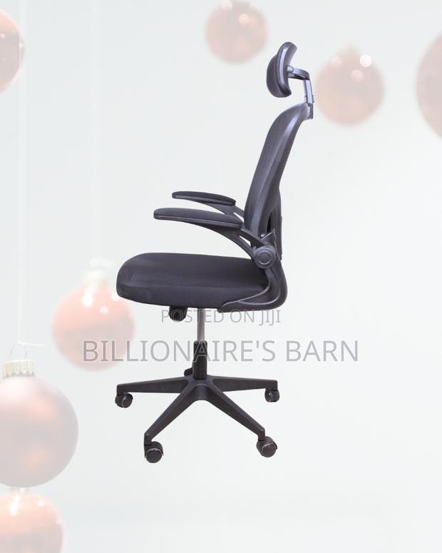 Grey Ergonomic Work Chair • Stable Base, Space-Saving Arms - thumbnail 2