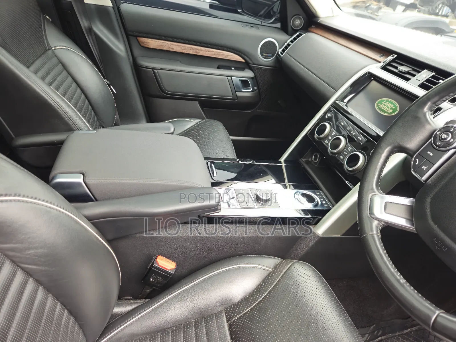 Land Rover Discovery 2019 Gray