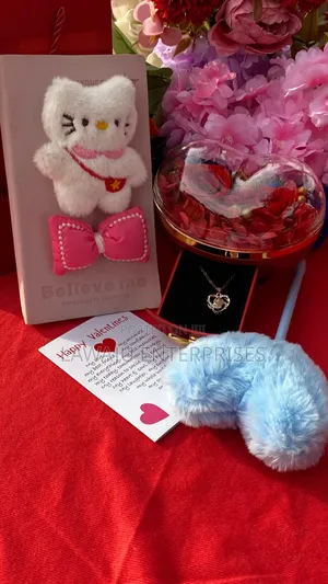 Ladies Valentine's Gift Set