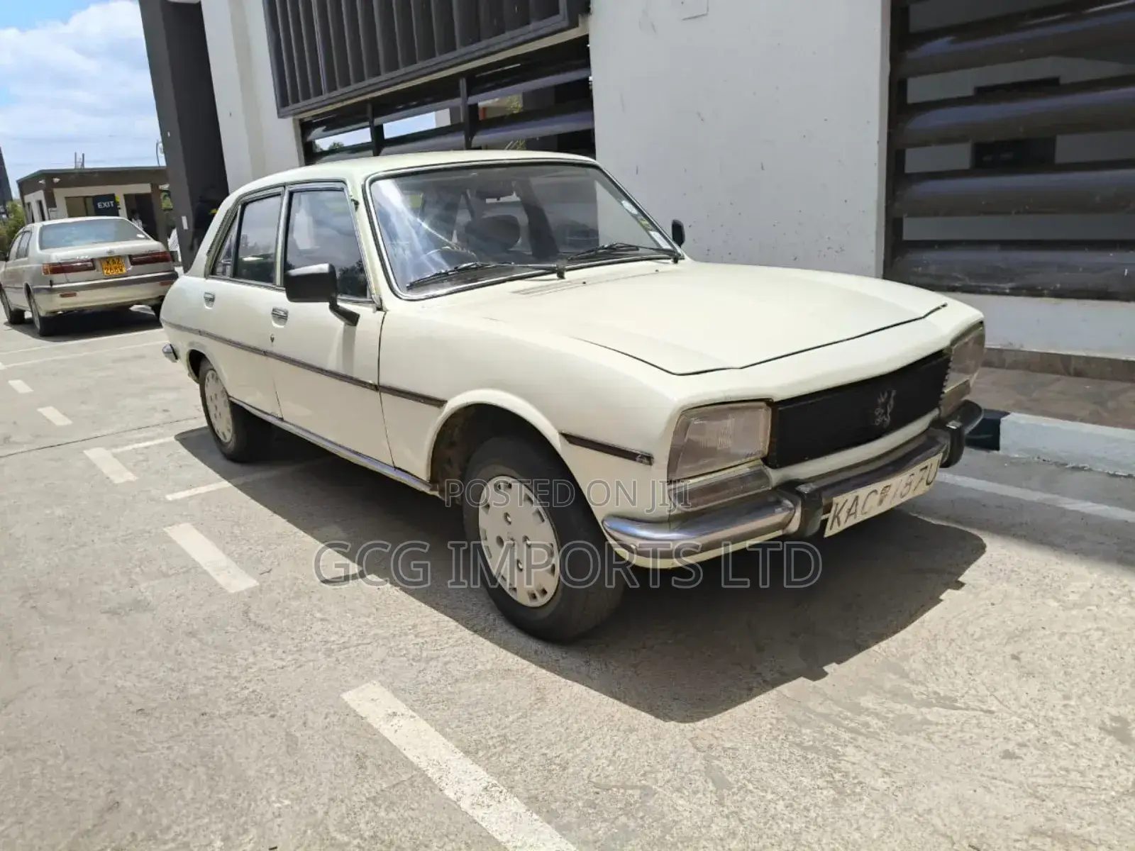 Peugeot 504 1992 Yellow