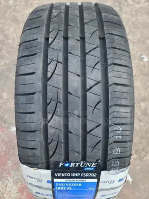 245/45r19 Fortune Tyres Viento Uhp Fsr702[Made in Thailand ]