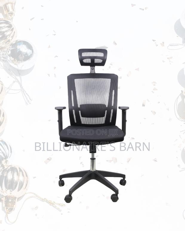 Ergonomic Mesh Task Chair • All-Day Comfort, Nylon Base Stability - thumbnail 3