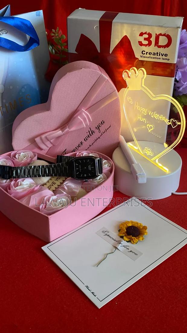 Ladies Valentine's Gift Set - main view
