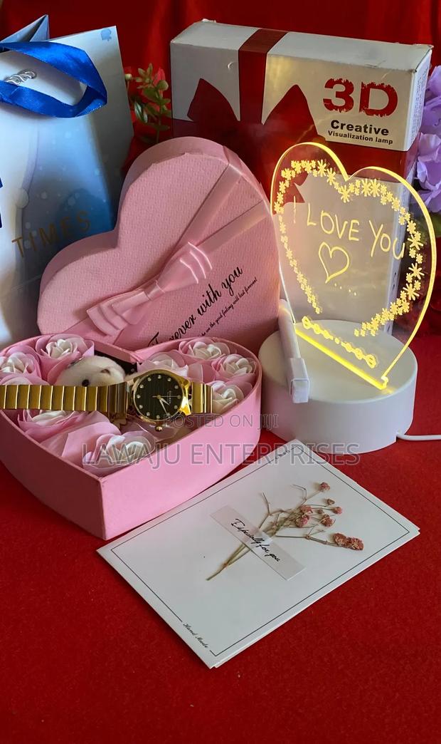 Ladies Valentine's Gift Set - main view