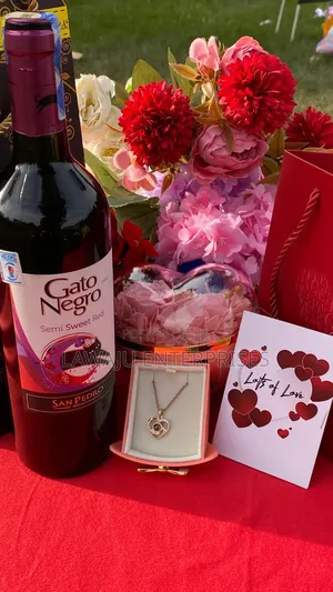 Ladies Valentine's Gift Set