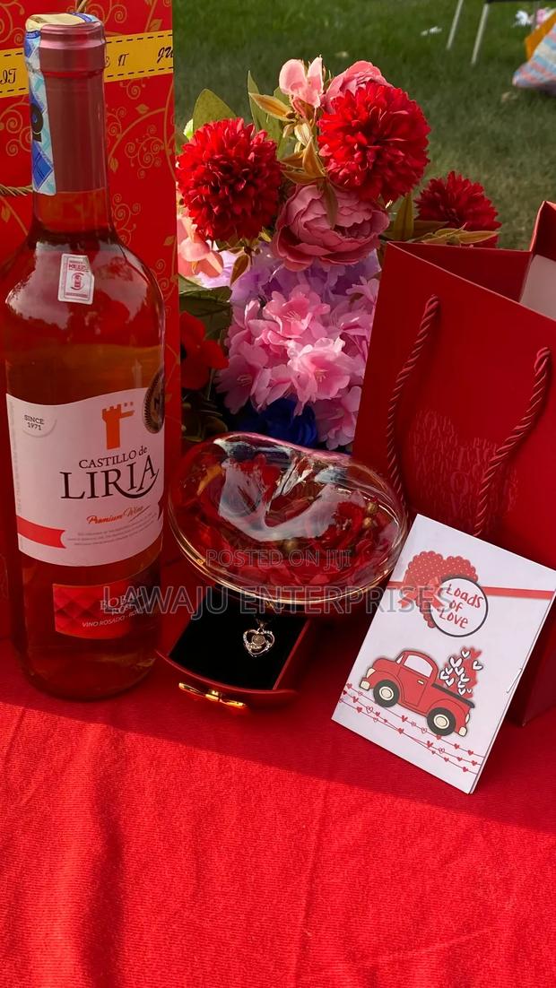 Ladies Valentine's Gift Set - thumbnail 3