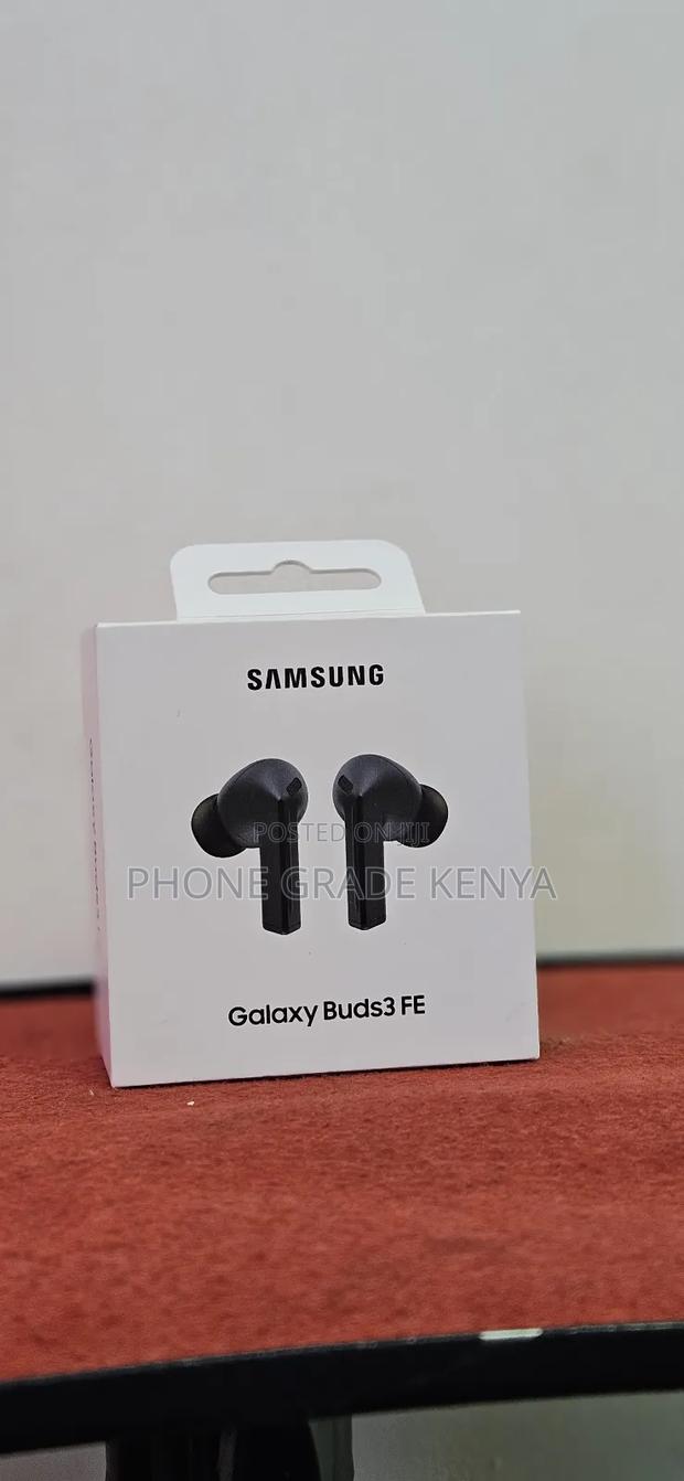 Galaxy Buds 3 Fe - thumbnail 2