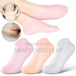 Moisturizing Silicone Socks - main view
