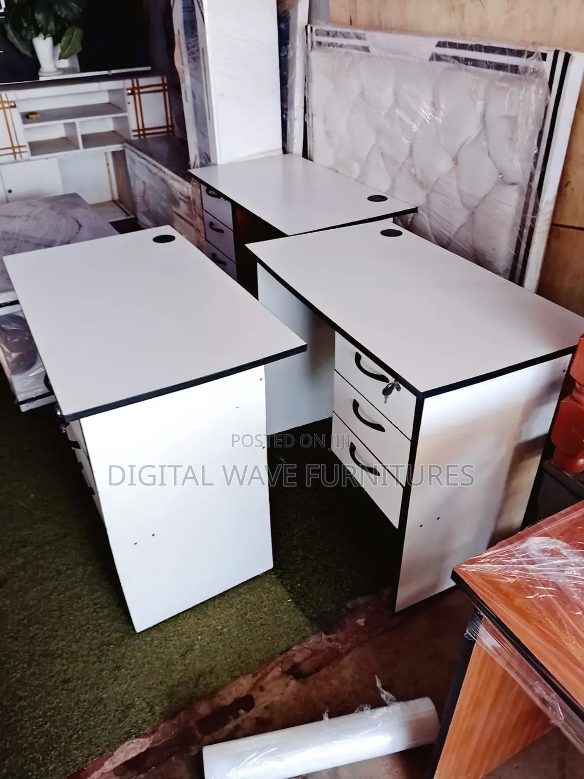 Lockable Study/Office Tables