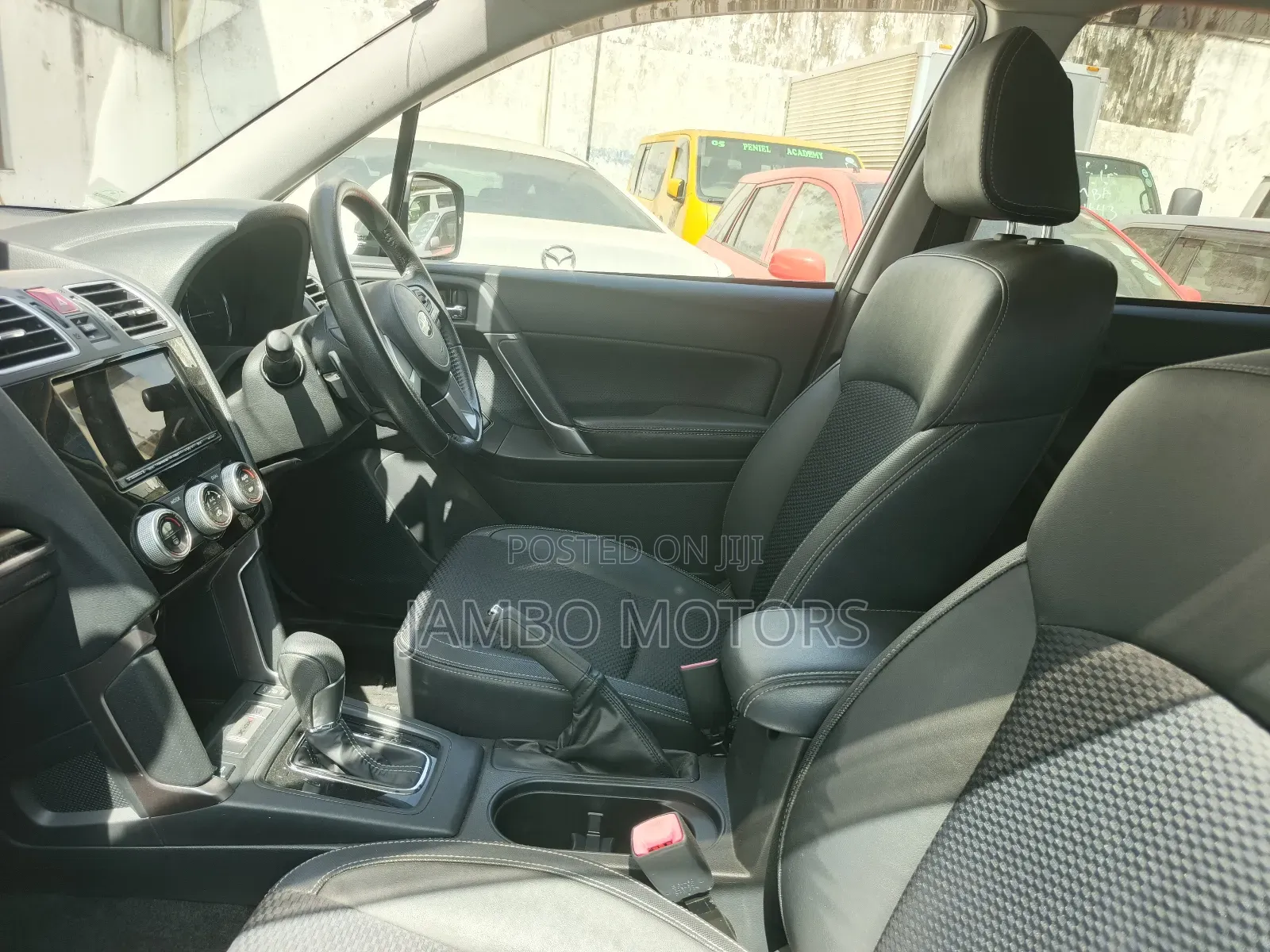 Subaru Forester 2.0XT Touring AWD 2018 White