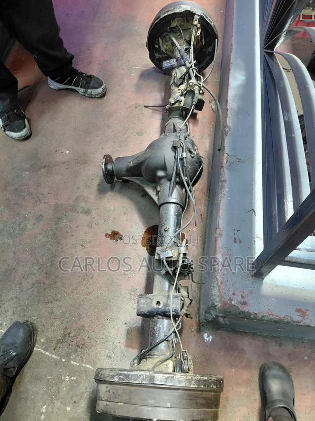 Complete Diff Nissan Hardbody - main view