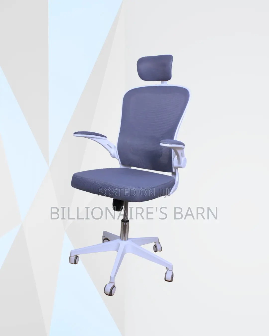 Headrest Office Chair — Space-Saving Fit, Space-Saving Arms