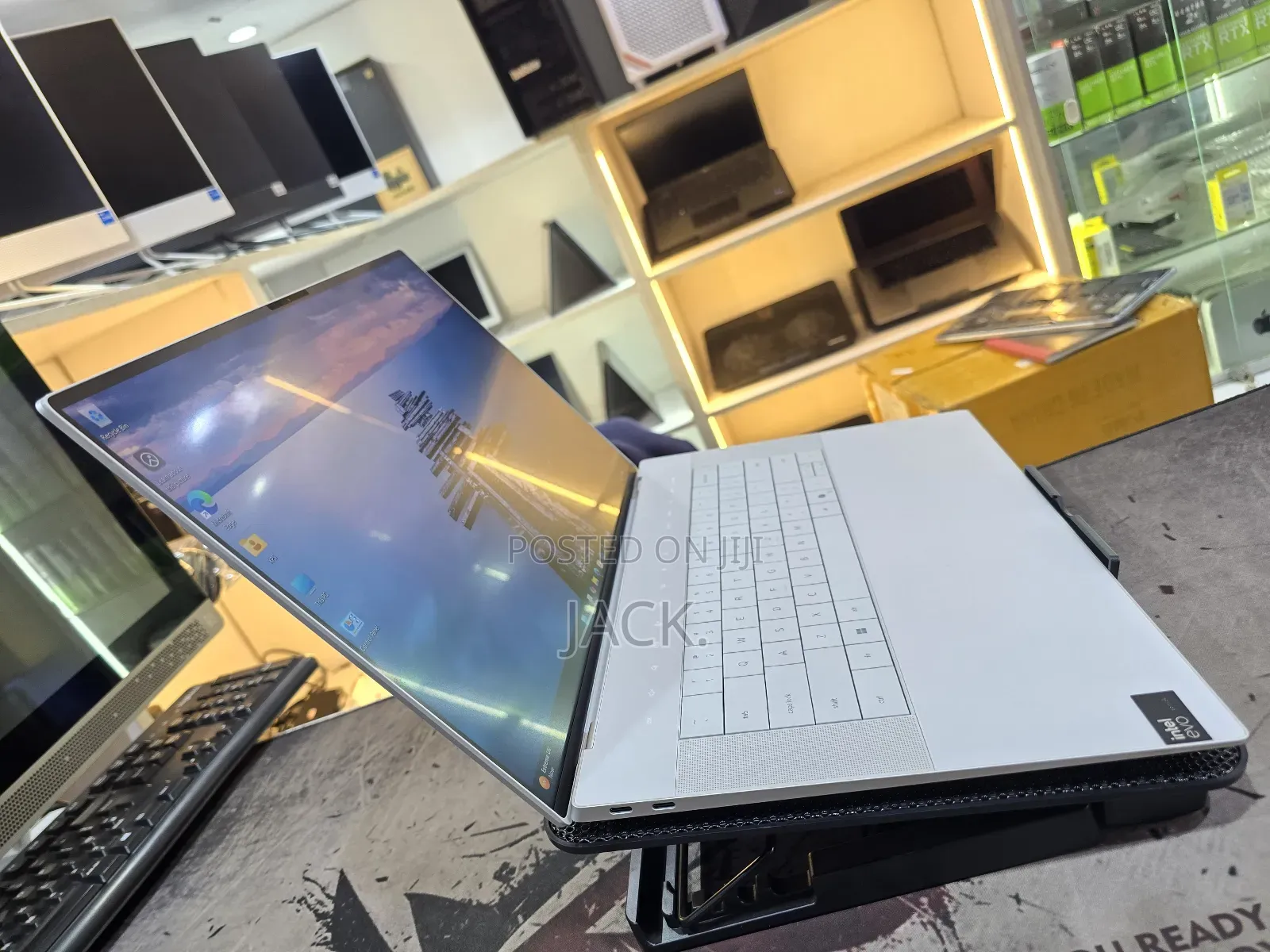 Laptop Dell XPS 16 9640 16GB Intel Core Ultra 7 SSD 1T
