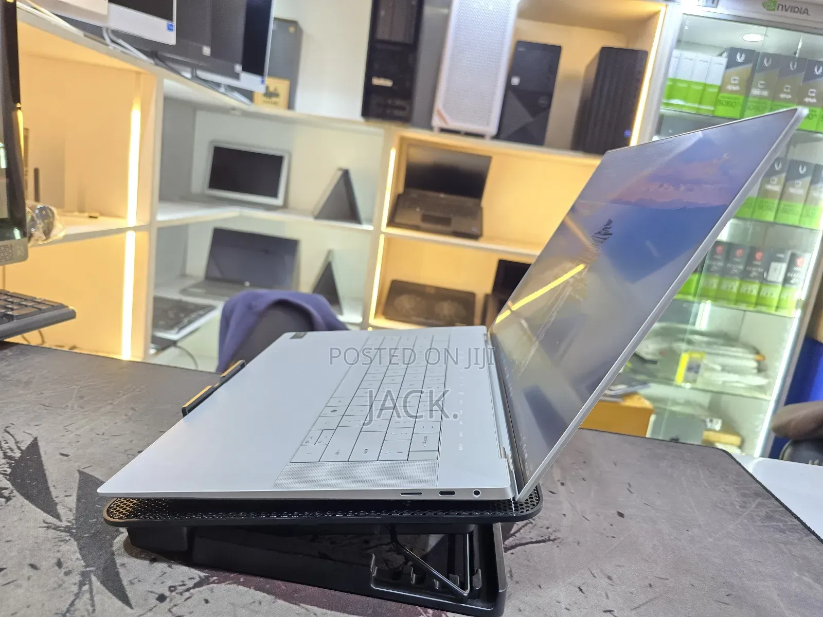 Laptop Dell XPS 16 9640 16GB Intel Core Ultra 7 SSD 1T