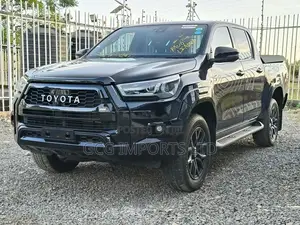Toyota Hilux 2022 Black
