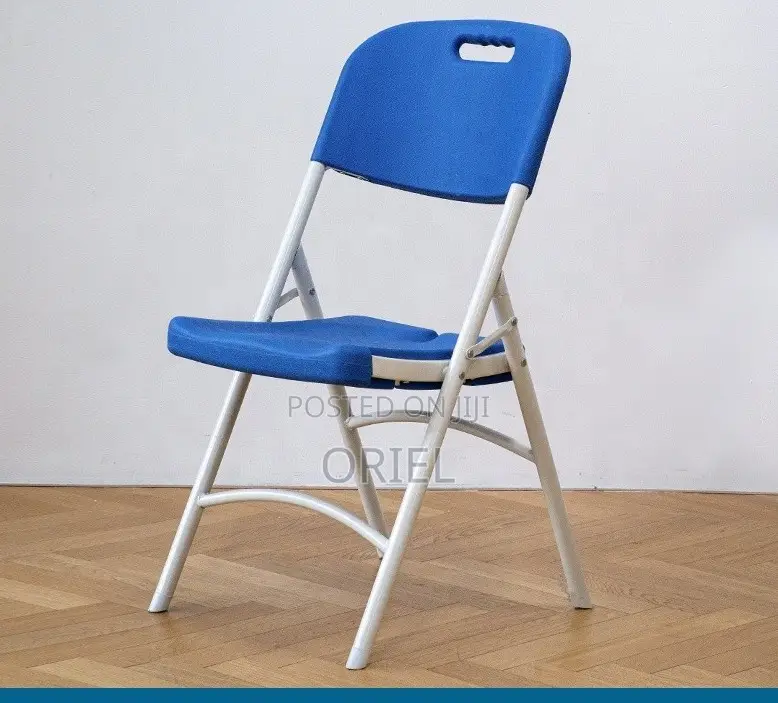 Plastic Chairs; Vita Long-Lasting Stackable Plastic Café Chair