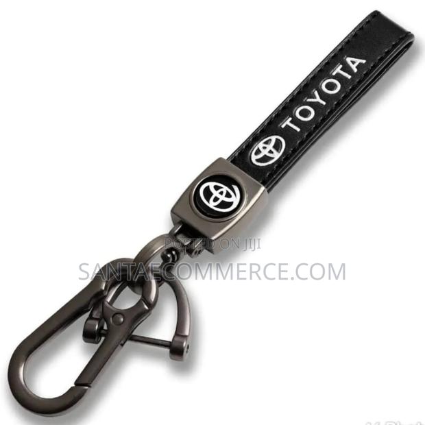 Toyota Car Keyring Keychain - main view