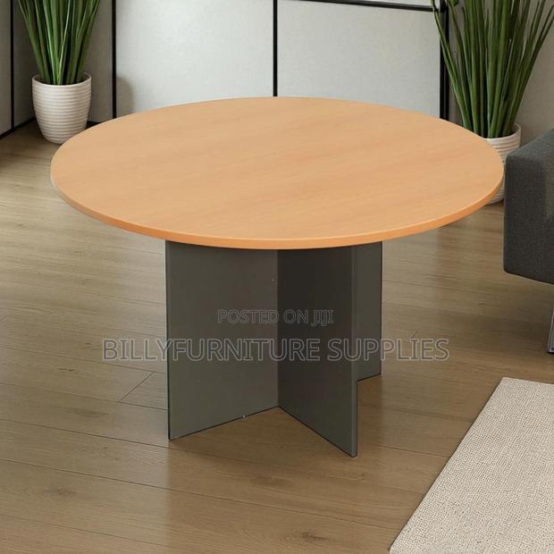 Cherry Round Table - main view
