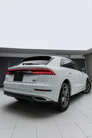 Audi Q8 55 Premium AWD quattro 2020 White