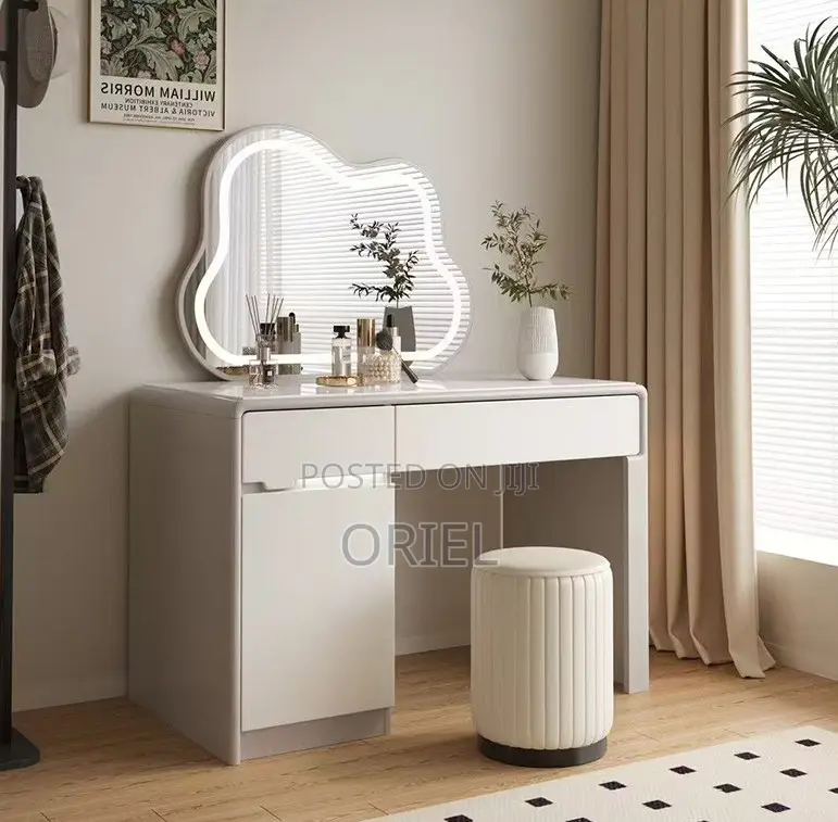 Dresser Tables; High-End Led Lighted Makeup Dressing Table
