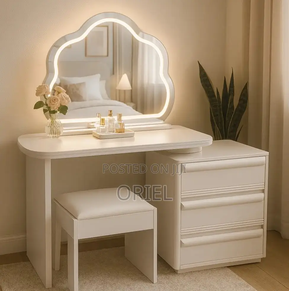 Dresser Tables; High-End Led Lighted Makeup Dressing Table