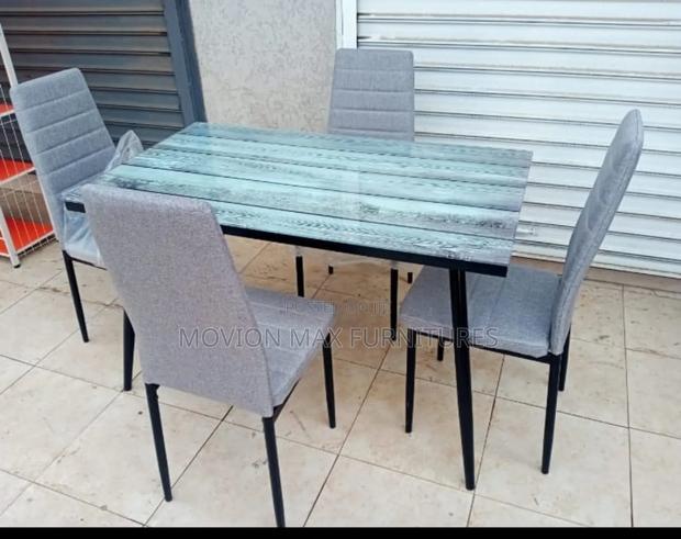 New Strong Dinning Set - main view