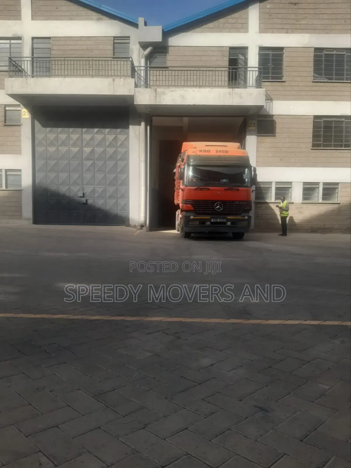 Trailers for Goods Delivery Are Available for Jobs and Errands