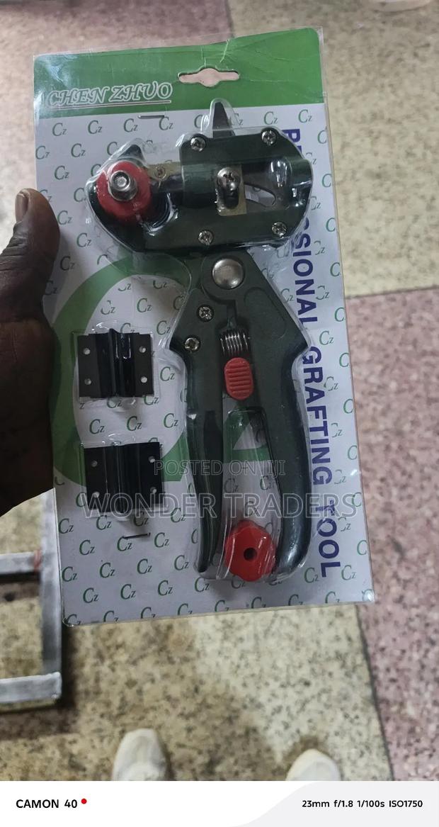 Grafting Tool/Plier - main view