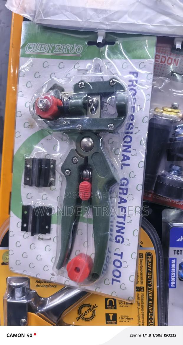 Professional Grafting Tool Kit With Grafting Tape, - main view