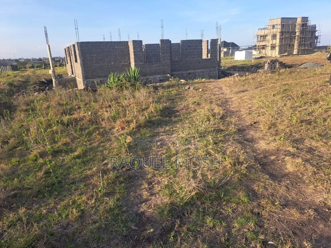 50*100 Land 0n Sale
