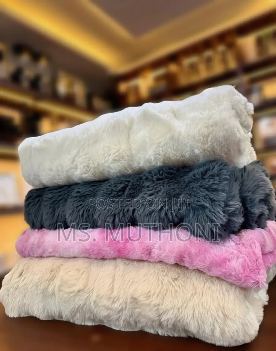Warm Double Sided Decorative Bubble Blanket