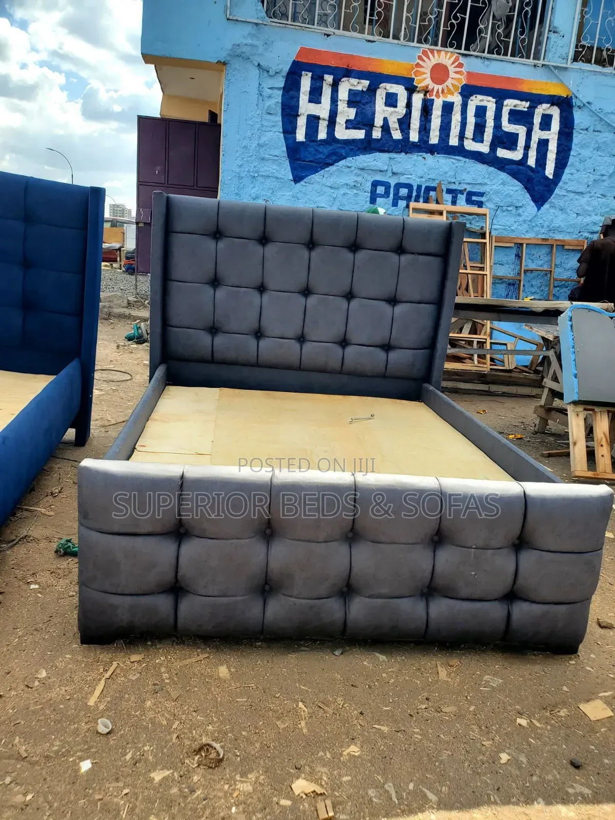 Tufted Panel Bed- Payment on Delivery