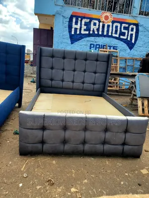 Tufted Panel Bed- Payment on Delivery