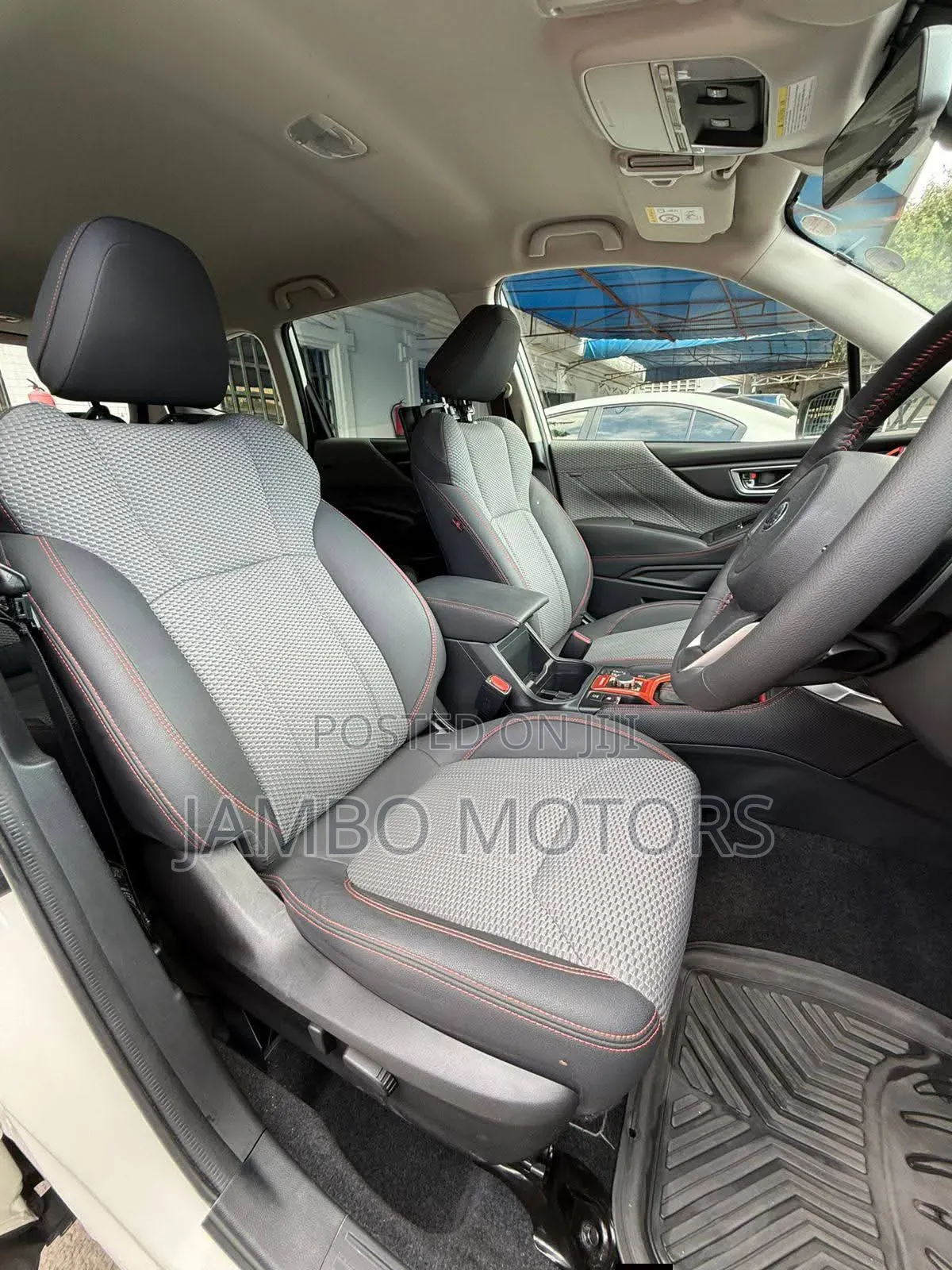 Subaru Forester Premium AWD 2019 White